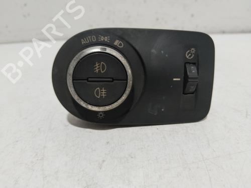Used Headlight switch OPEL CROSSLAND X / CROSSLAND (P17, P2QO) 1.6 Turbo D (75) (120 hp) 29279949