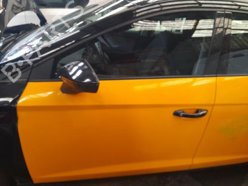 left-front-door-seat-leon-st-5f8-2012-2013-2014-2015-2016-2017-2018-2019-2020-39808468 main image