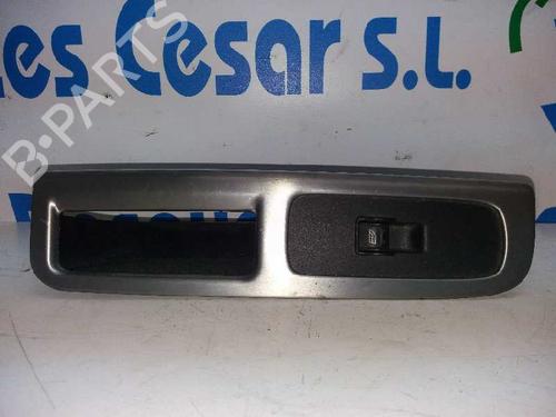 Used Right front window switch Right front window switch VOLVO V50 (545) 1.6 D (110 hp) 5170819 5170819
