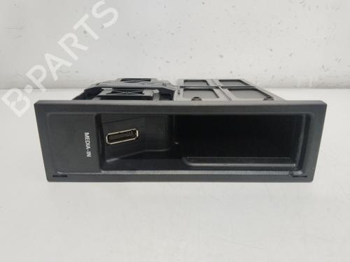 Used Electronic module VW SCIROCCO III (137, 138) 1.4 TSI (160 hp) 25671774