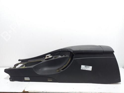 Armlæn Armlæn BMW 5 (E60) 520 d (150 hp) 13391048 13391048