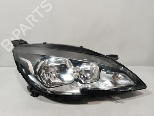 Used Right headlight PEUGEOT 308 I (4A_, 4C_) 1.6 THP 16V (156 hp) 32329201