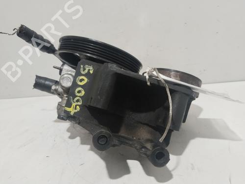 Used Steering pump HYUNDAI SANTA FÉ I (SM) 2.4 16V (146 hp) 22977105