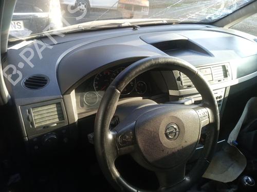 Left mirror OPEL MERIVA A MPV (X03) 1.7 CDTI (E75) | BP21596733C26 