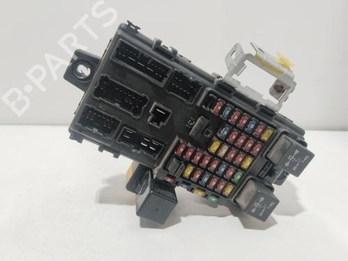 Fuse box HYUNDAI SANTA FÉ I (SM) 2.4 16V | BP26152969E1 