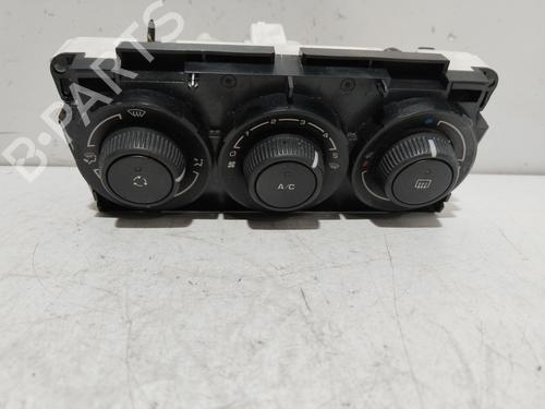 Used Climate control PEUGEOT 308 I (4A_, 4C_) 1.4 16V (95 hp) 22977257
