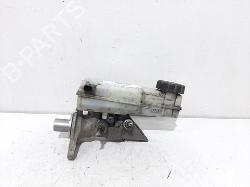 Used Brake master cylinder RENAULT MEGANE III Hatchback (BZ0/1_, B3_) [2008-2025]  17189459