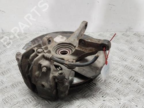 Left front steering knuckle VOLVO S40 I (644) 1.9 DI | BP25851052M25 