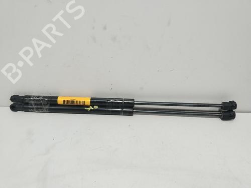 Used Tailgate lift support Tailgate lift support 37070030 37070030