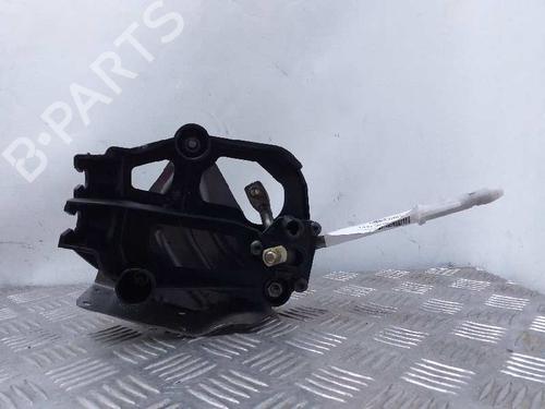 manual-gearbox-selector-peugeot-1007-km_-2005-7416858 main image