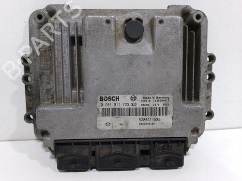 Used Engine control unit (ECU) Engine control unit (ECU) RENAULT LAGUNA II (BG0/1_) [2001-2007] 9428717 9428717
