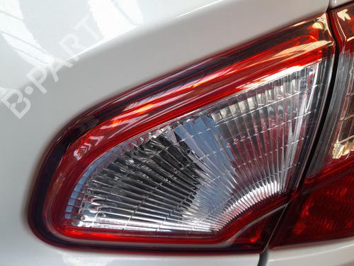right-tailgate-light-nissan-qashqai-2-jj10e-2007-2008-2009-2010-2011-2012-2013-2014-2015-36989974 main image