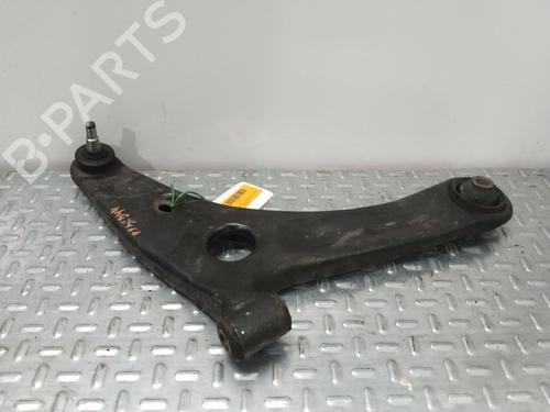 Used Right front suspension arm MITSUBISHI COLT VI (Z3_A, Z2_A) [2002-2012]  32859451