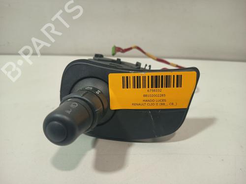 Commande de phare RENAULT CLIO II (BB_, CB_) 1.5 dCi (B/C2J) (68 hp) 32753825