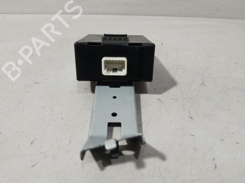 electronic-module-nissan-leaf-ze0-2010-2011-2012-2013-2014-2015-2016-2017-35949536 main image