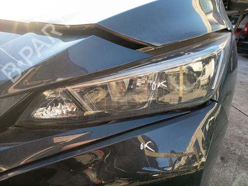 Venstre forlygte NISSAN LEAF (ZE0) Electric (109 hp) 32361438