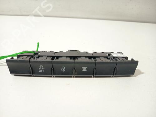 Used Switch Switch SKODA RAPID (NH3, NK3, NK6) 1.6 TDI (105 hp) 34396154 34396154