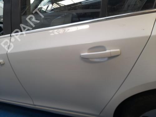 Used Left rear door Left rear door 37218558 37218558