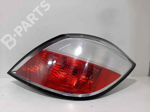 Used Right taillight OPEL ASTRA H (A04) [2004-2014]  6992685
