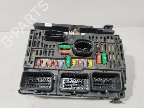 Used Fuse box CITROËN C4 I (LC_) 1.4 16V (88 hp) 30625977