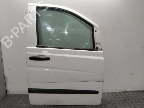 Used Right front door MERCEDES-BENZ VITO Bus (W639) [2003-2025]  10649220