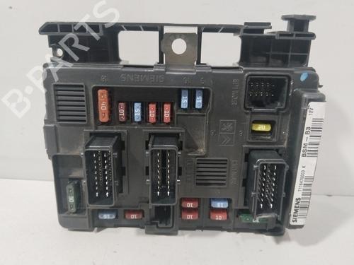 Used Fuse box PEUGEOT 1007 (KM_) 1.4 (75 hp) 31048164