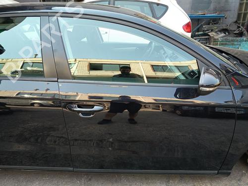 right-front-door-vw-passat-b7-362-2010-2011-2012-2013-2014-2015-2016-37795374 main image