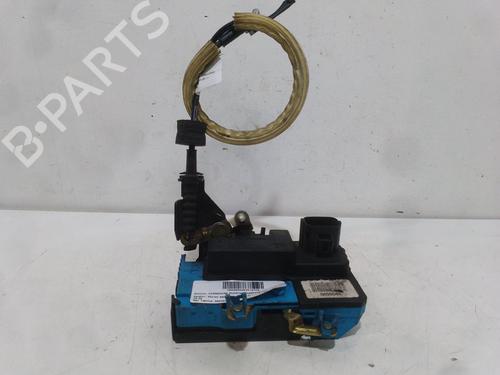 Vergrendeling links voor VOLVO S60 I (384) 2.4 D (130 hp) 16410952