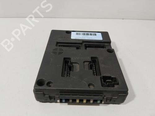 Sikringsdose RENAULT MEGANE I Classic (LA0/1_) 1.4 16V (LA0D, LA1H, lA0W, LA10) (95 hp) 28218010