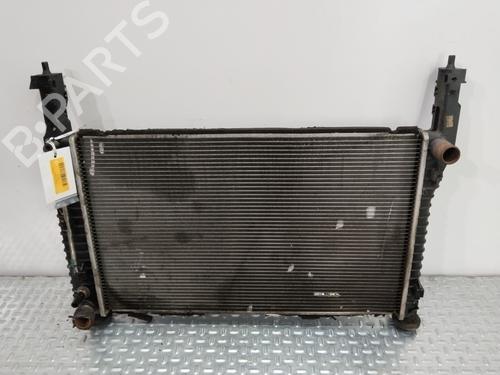 Radiateur à eau CHEVROLET CAPTIVA (C100, C140) 2.0 D 4WD (150 hp) 31832749