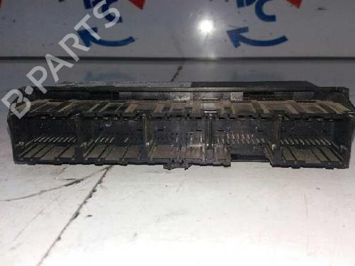 Used Comfort control module FORD FOCUS I Saloon (DFW) [1999-2009]  5206779