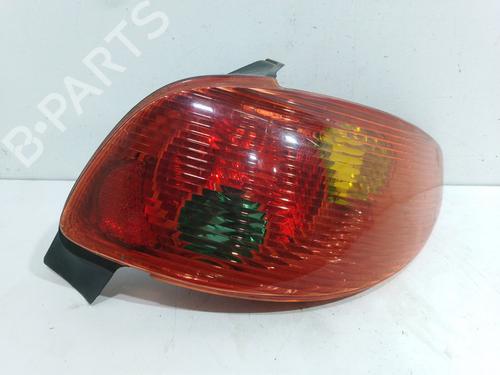 Used Right taillight PEUGEOT 206 Hatchback (2A/C) [1998-2012]  15654724