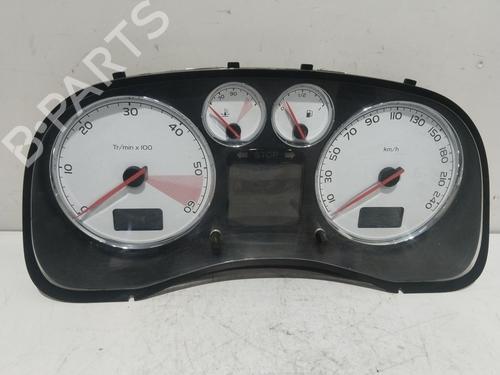 Used Instrument cluster PEUGEOT 307 (3A/C) 1.6 HDi 110 (109 hp) 21812277