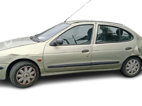 Fuse box RENAULT MEGANE I Classic (LA0/1_) 1.4 16V (LA0D, LA1H, lA0W, LA10) | BP28218010E1 