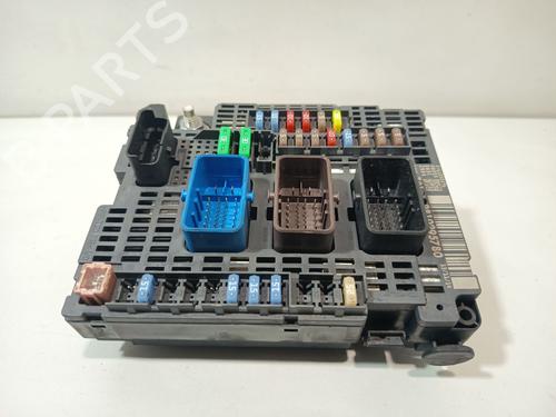 Used Fuse box Fuse box PEUGEOT 308 I (4A_, 4C_) 1.6 THP 16V (156 hp) 32780450 32780450