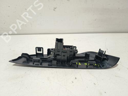 Right rear window switch NISSAN LEAF (ZE1) Electric | BP37999800I28 - Image 3
