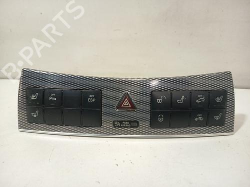 Advarselsbryter Advarselsbryter MERCEDES-BENZ CLK (C209) CLK 320 (209.365) (218 hp) 33691037 33691037