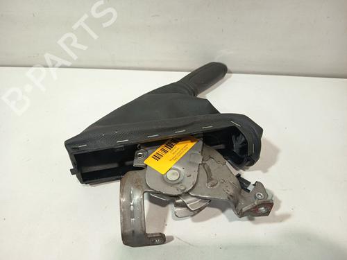 Parkbremsarm/handtak Parkbremsarm/handtak OPEL CORSA E (X15) 1.4 (08, 68) (90 hp) 33691013 33691013