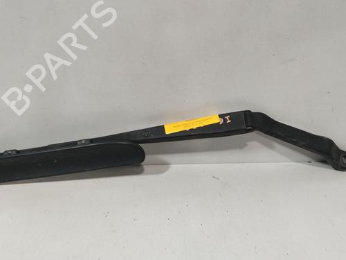 Used Front windshield wiper arm HONDA CR-V I (RD) 2.0 16V 4WD (RD1, RD3) (128 hp) 32193682