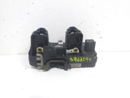 Used Rear right lock NISSAN PRIMASTAR Van (X83) [2002-2025]  16558411