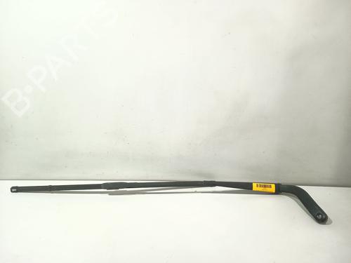 Used Front windshield wiper arm Front windshield wiper arm 32747621 32747621