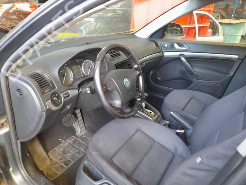 Left headlight SKODA OCTAVIA II (1Z3) 1.9 TDI | BP32122058C28