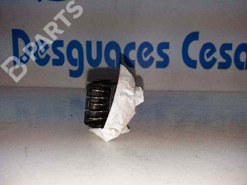 Used Right front window switch CITROËN XSARA (N1) [1997-2005]  5172301