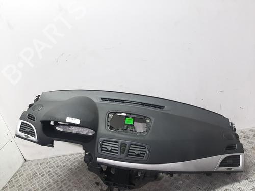 Used Dashboard Dashboard RENAULT MEGANE III Hatchback (BZ0/1_, B3_) 1.9 dCi (BZ0N, BZ0J) (131 hp) 18745219 18745219