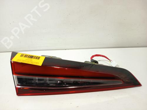 Used Left tailgate light Left tailgate light TOYOTA COROLLA Estate (_E21_) 1.8 Hybrid (ZWE211) (98 hp) 34346528 34346528