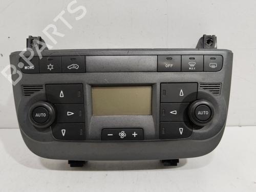 AC Styreenhet / Manøvreringsenhet FIAT GRANDE PUNTO (199_) 1.4 (199AXB11, 199AXB1A, 199BXB1A, 199AXL1A) (77 hp) 17543305