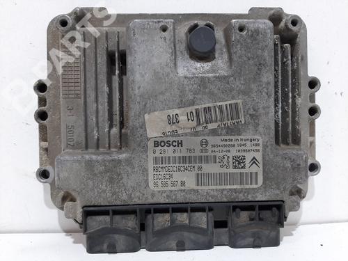 Used Engine control unit (ECU) PEUGEOT 206 Hatchback (2A/C) [1998-2012]  10189225