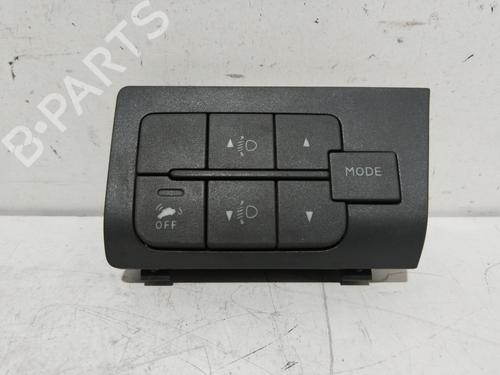 Used Headlight switch Headlight switch FIAT DUCATO Bus (250_) 160 Multijet 3,0 D (156 hp) 20142842 20142842