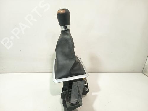 Used Gear lever Gear lever FORD FOCUS II (DA_, HCP, DP) 1.8 TDCi (115 hp) 33824682 33824682