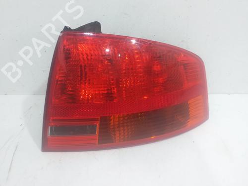 Used Right taillight AUDI A4 B7 (8EC) [2004-2009]  16557917